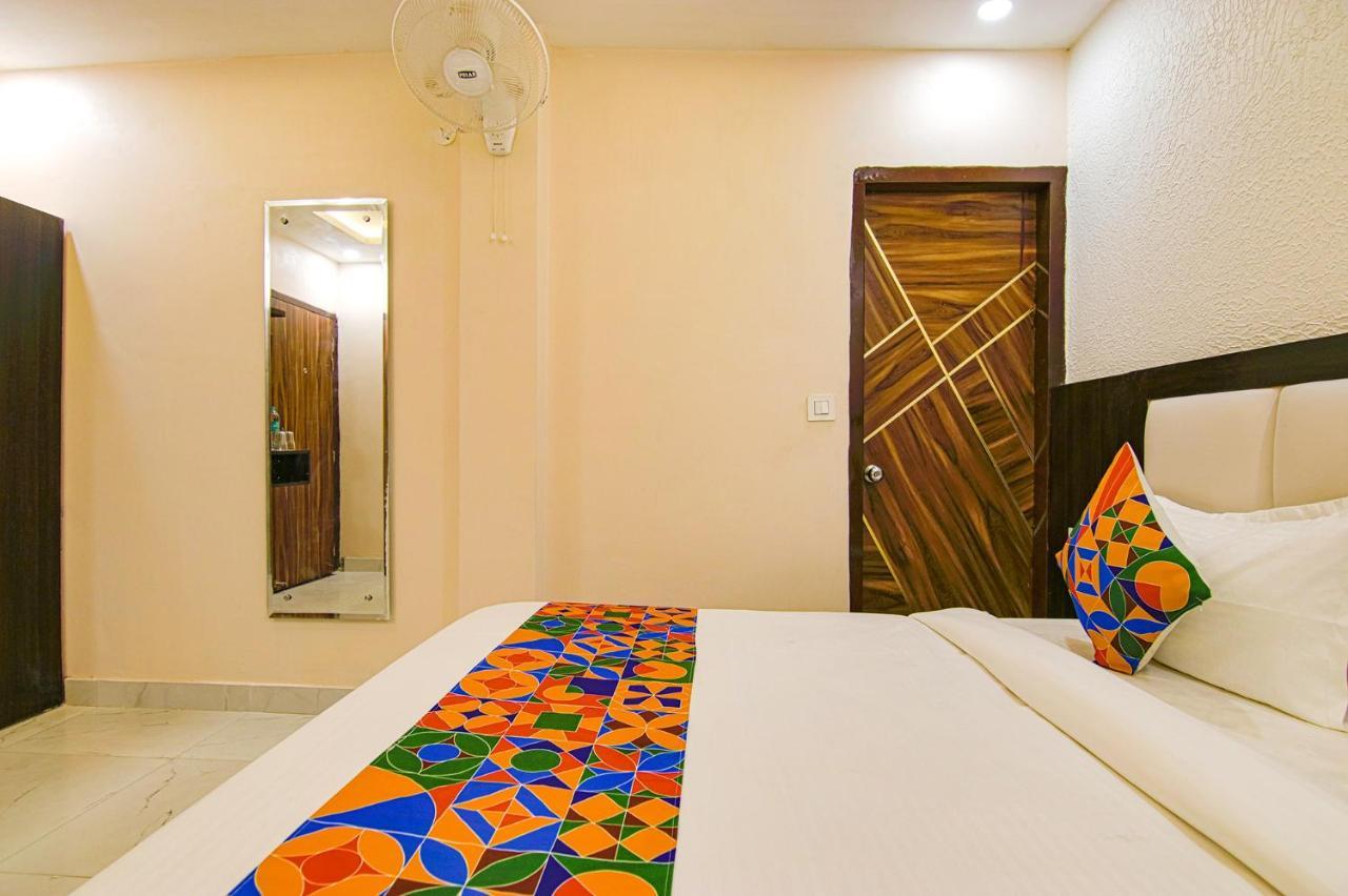 Fabhotel Palm Plaza Zirakpur Exterior foto